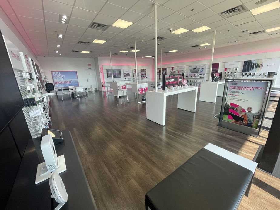 Interior photo of T-Mobile Store at Target Plaza, North Haven, CT