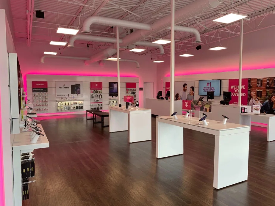 Interior photo of T-Mobile Store at Centennial Blvd & Madison Pike, Independence, KY