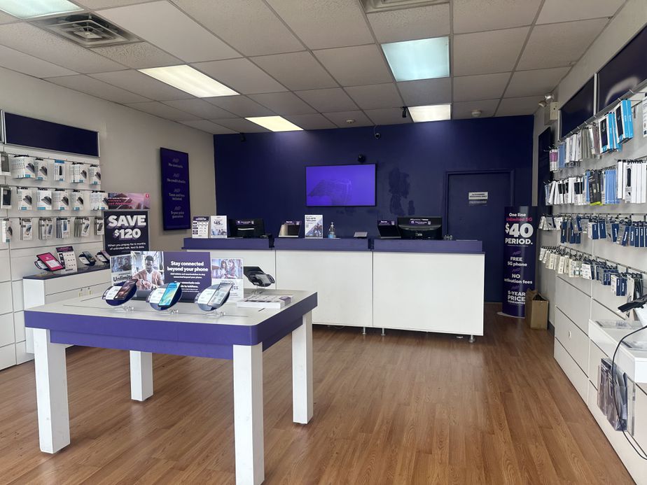Metro by T-Mobile 301 W Baltimore Ave - 301 W Baltimore Ave