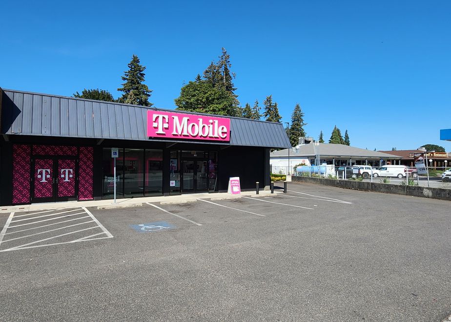 Exterior photo of T-Mobile Store at Columbia River Hwy & Walnut St, Scappoose, OR