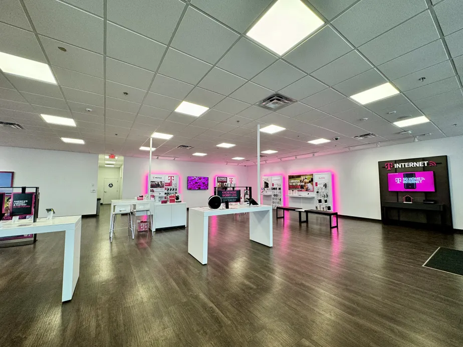  Interior photo of T-Mobile Store at Phelan Rd & Sheep Creek Rd, Phelan, CA 