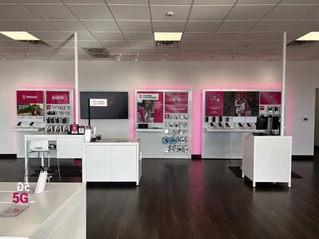 Interior photo of T-Mobile Store at Clovis Retail Center, Clovis, NM