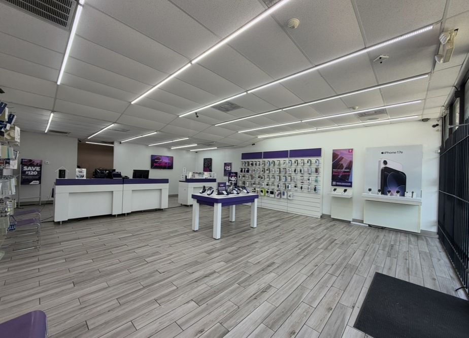 Metro by T-Mobile 8602 Broadway St - 8602 Broadway St 