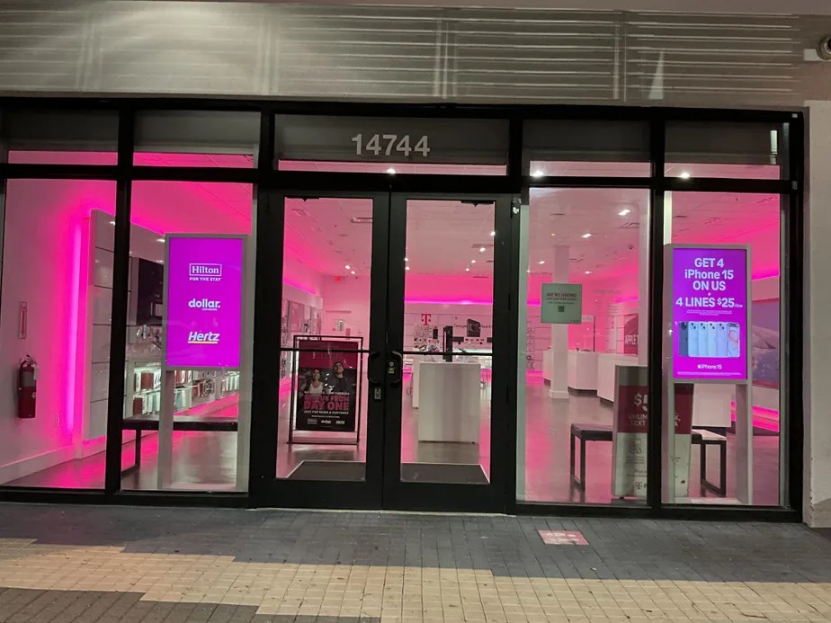  Exterior photo of T-Mobile Store at Biscayne Blvd & NE 146th, North Miami, FL 