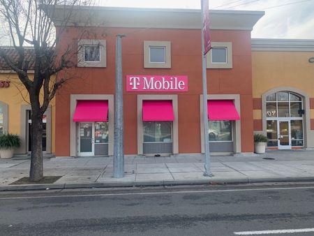 Exterior photo of T-Mobile Store at Story & King, San Jose, CA