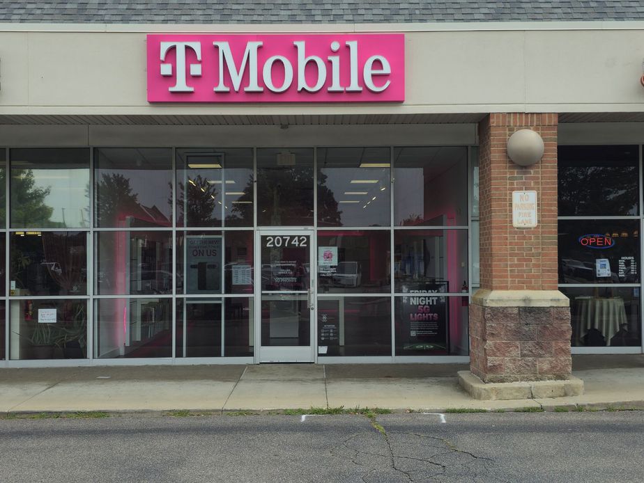 Exterior photo of T-Mobile Store at Pontiac Trail & Eight Mile Rd, South Lyon, MI