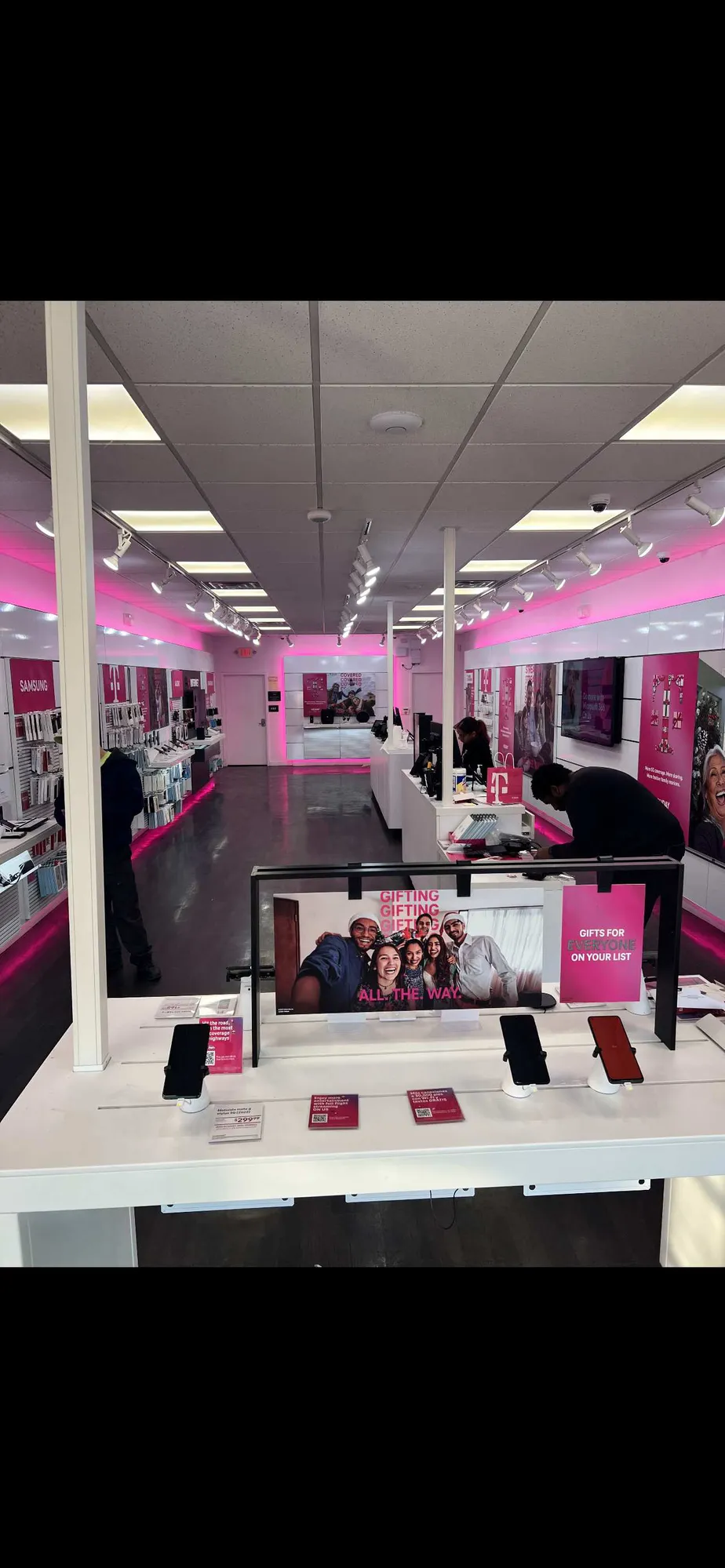 Interior photo of T-Mobile Store at Stefko Blvd & Gresham St, Bethlehem, PA