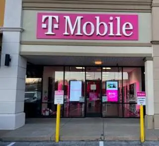 Exterior photo of T-Mobile Store at The Pointe, Pittsburgh, PA