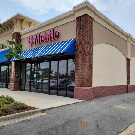 Exterior photo of T-Mobile Store at Shoppes at Goldsboro, Goldsboro, NC
