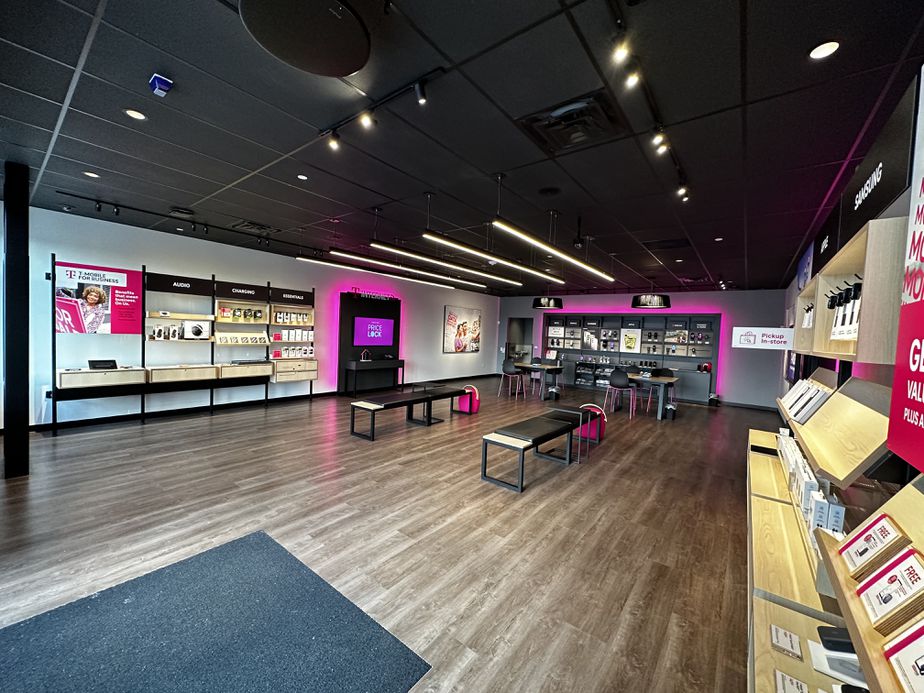 Interior photo of T-Mobile Store at Edgewood Rd & Town Centre Way, Cedar Rapids, IA
