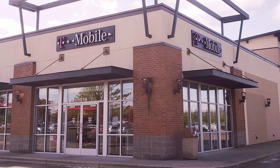 Exterior photo of T-Mobile store at Washington St & 96th Ave, Portland, OR