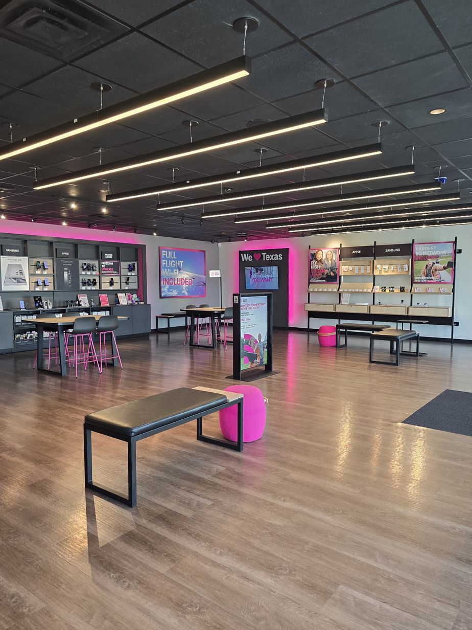 Interior photo of T-Mobile Store at Lubbock & Felt, Brownfield, TX