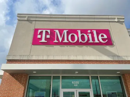  Exterior photo of T-Mobile Store at Garth Rd & Hunt Rd, Baytown, TX 