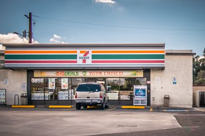 Image gallery for 7-Eleven