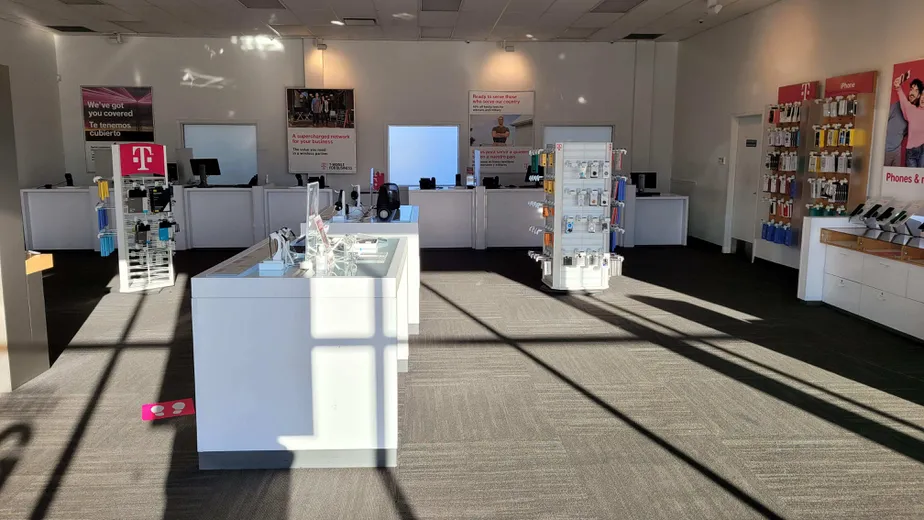 Interior photo of T-Mobile Store at US Hwy 22 & W Chestnut, Union, NJ