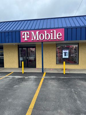 T-Mobile Authorized Retailer