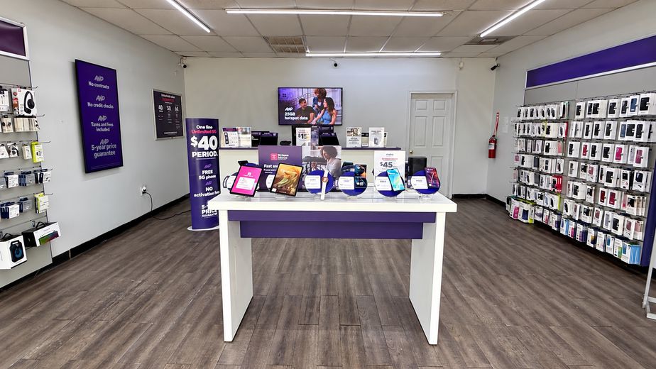 Metro by T-Mobile 8514 C E King Pkwy - 8514 C E King Pkwy 