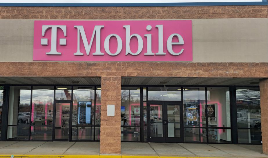 T-Mobile Clinton & Grand