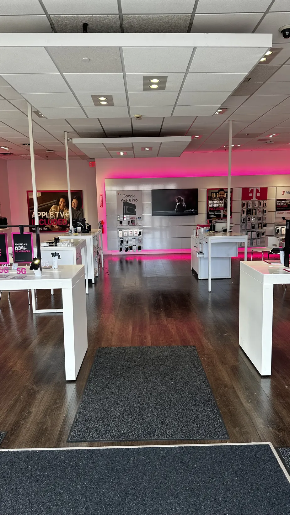  Interior photo of T-Mobile Store at Rt 33 & Freemansburg, Easton, PA 