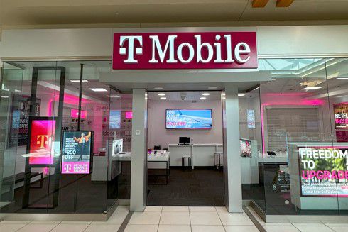 Exterior photo of T-Mobile Store at Brookfield Square, Brookfield, WI