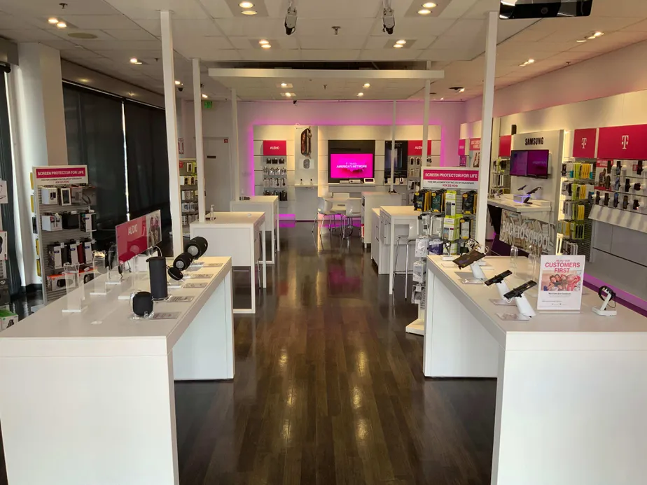  Interior photo of T-Mobile Store at 100th & Bridgeport Way, Lakewood, WA 