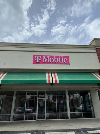 Exterior photo of T-Mobile Store at SW 8th St & SW 142nd St, Miami, FL
