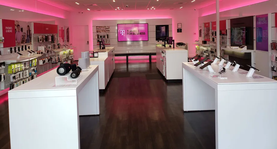  Interior photo of T-Mobile Store at Main & Riverside, Ferndale, WA 