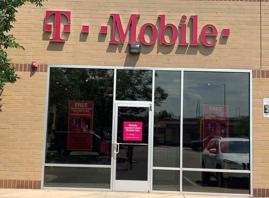 Exterior photo of T-Mobile store at Sheridan & 20th 3, Edgewater, CO