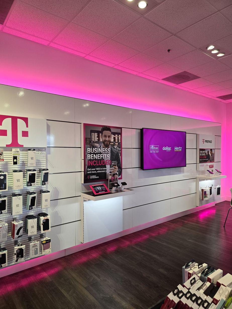Interior photo of T-Mobile Store at Pi'ilani Village Shopping Ctr, Kihei, HI