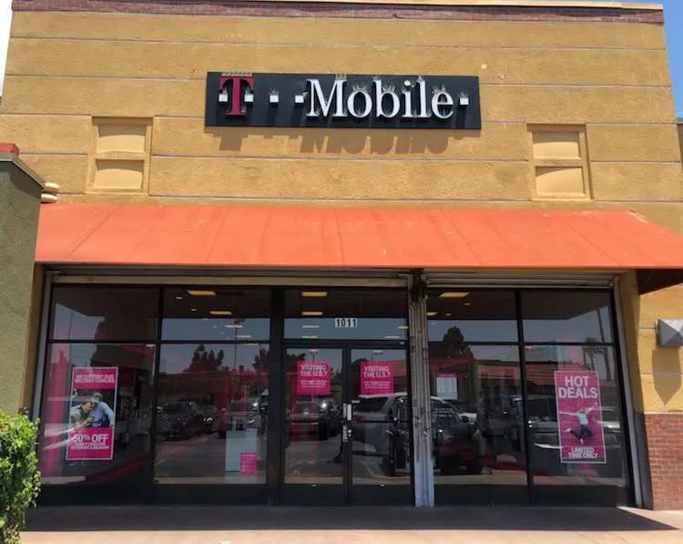 Exterior photo of T-Mobile store at Mlk & Vermont, Los Angeles, CA