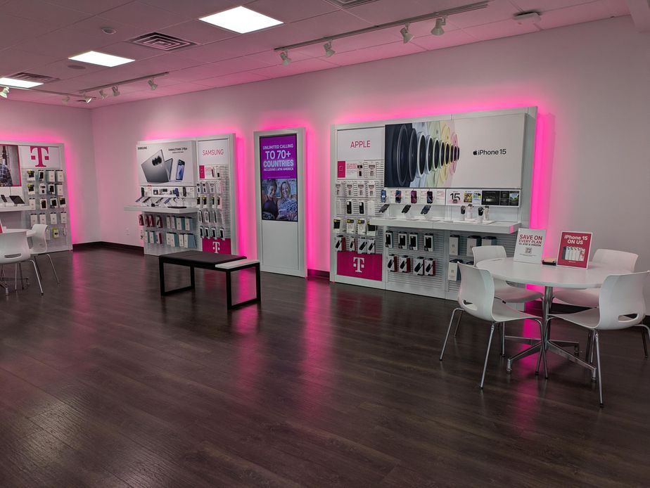 Interior photo of T-Mobile Store at Hartselle Hwy 31 & Main St, Hartselle, AL