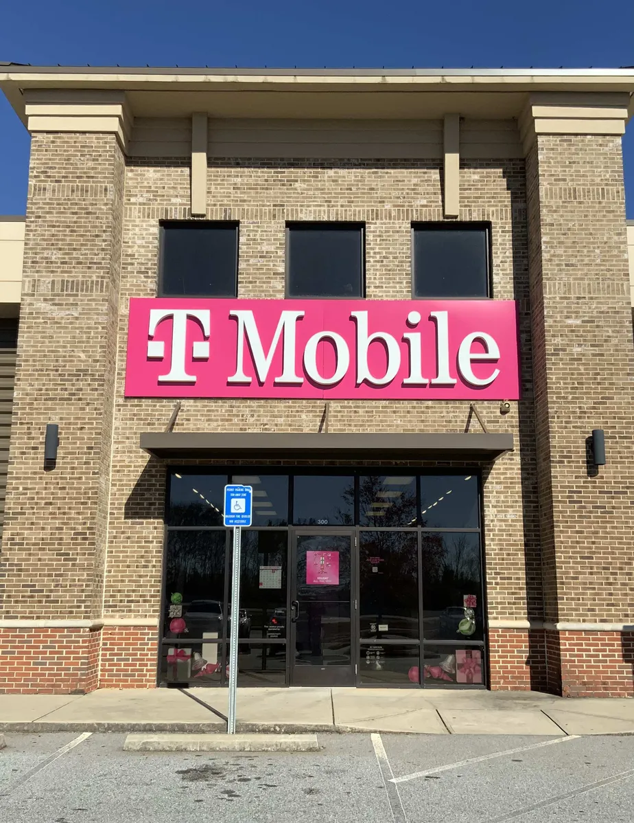  Exterior photo of T-Mobile Store at Bethlehem - Exchange Blvd, Bethlehem, GA 