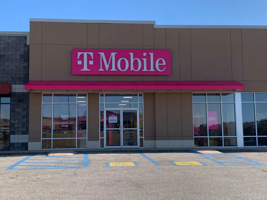  Exterior photo of T-Mobile store at E Mall Rd & I-64, Barboursville, WV 