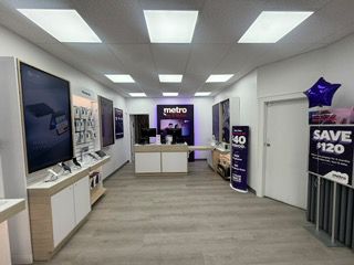 Metro by T-Mobile 218-52 Hempstead Ave - 218-52 Hempstead Ave 