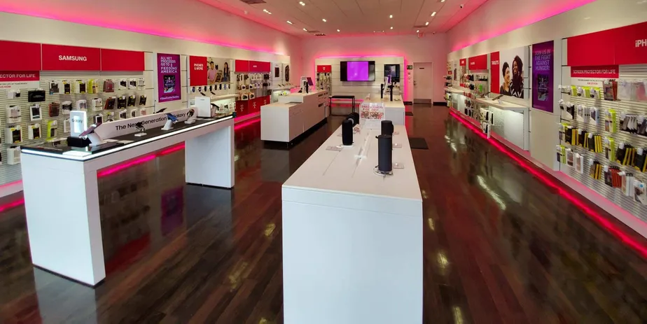 Interior photo of T-Mobile Store at 20th St & 66th Ave, Vero Beach, FL