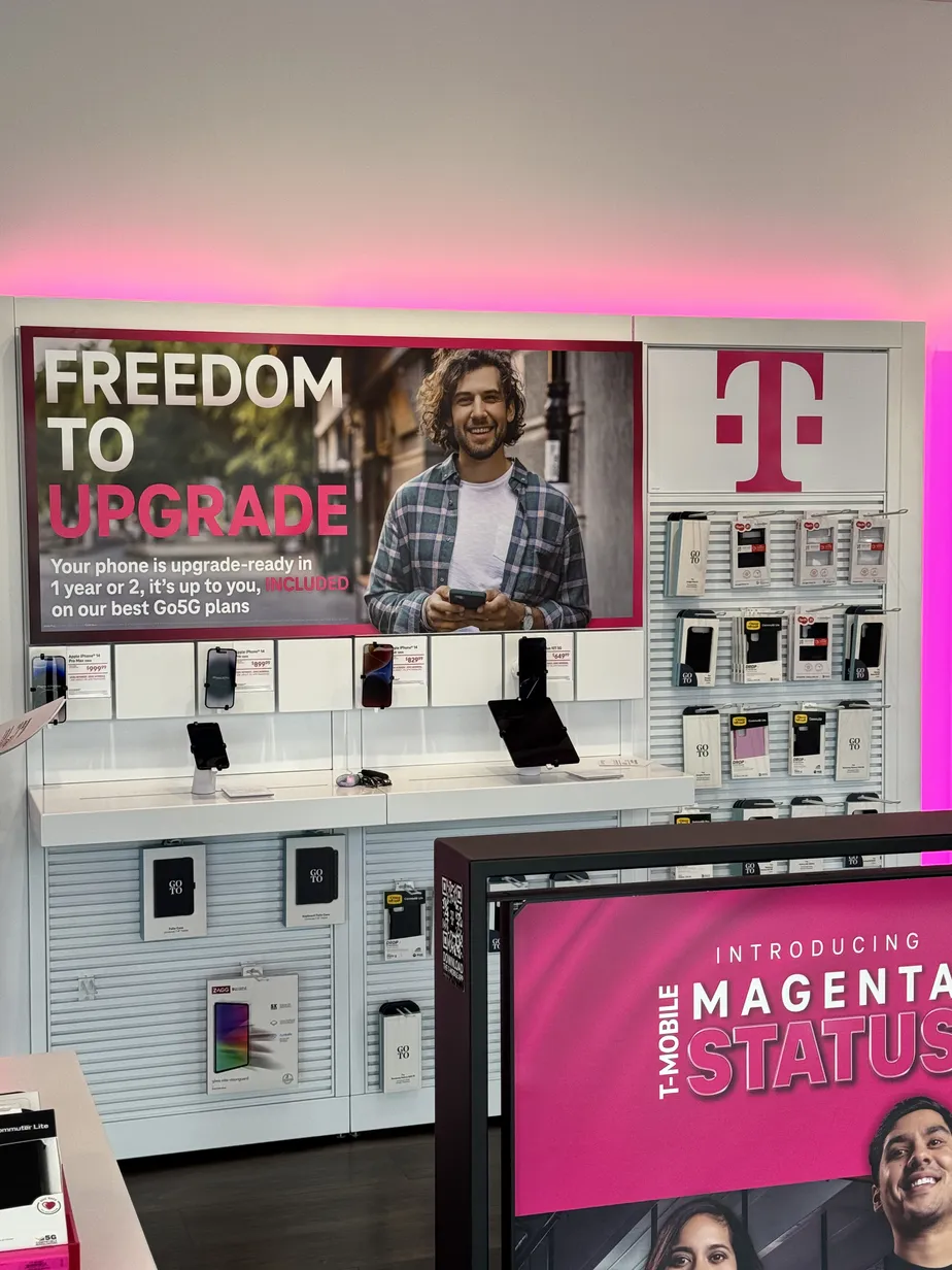  Interior photo of T-Mobile Store at Valley View Mall-Roanoke, VA, Roanoke, VA 