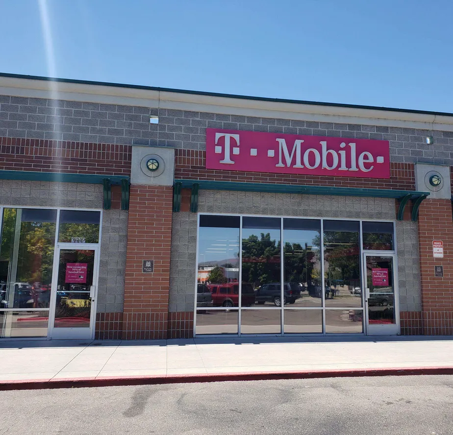 Exterior photo of T-Mobile store at S Findley Ave & S Federal Way, Boise, ID