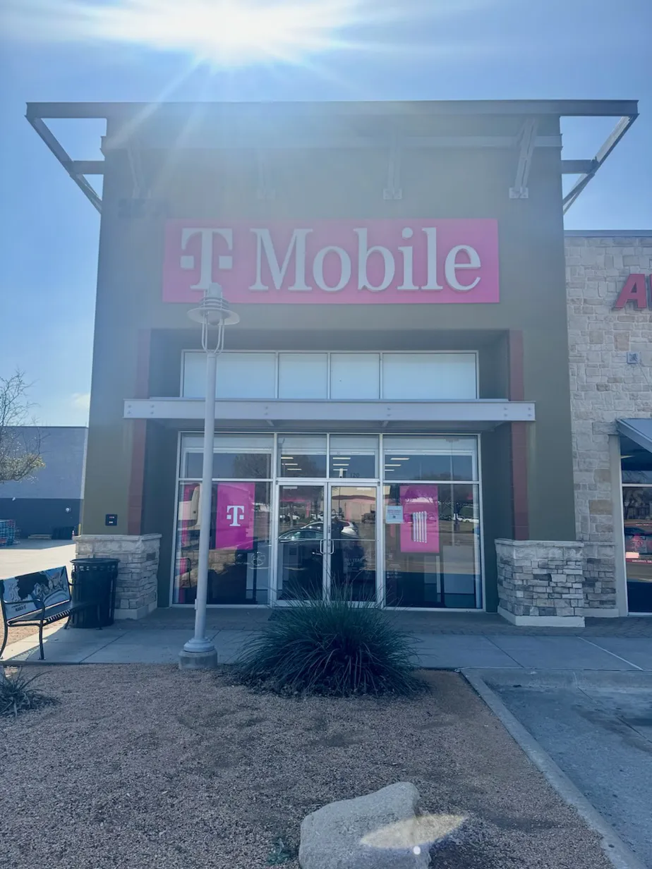  Exterior photo of T-Mobile Store at W Interestate 20 & W Bardin Rd, Grand Prairie, TX 