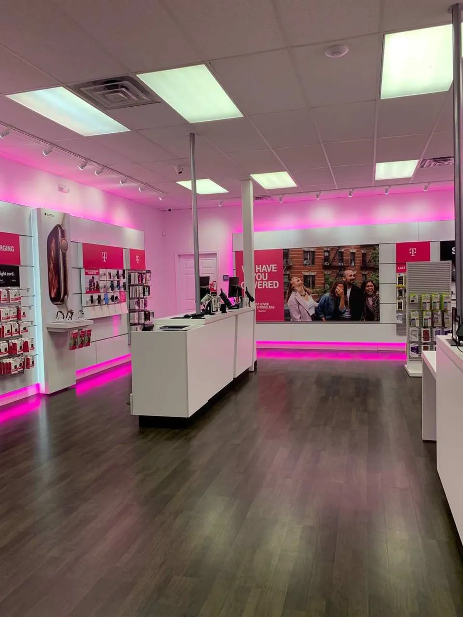  Interior photo of T-Mobile Store at Old Forest Rd & Lakeside Dr, Lynchburg, VA 