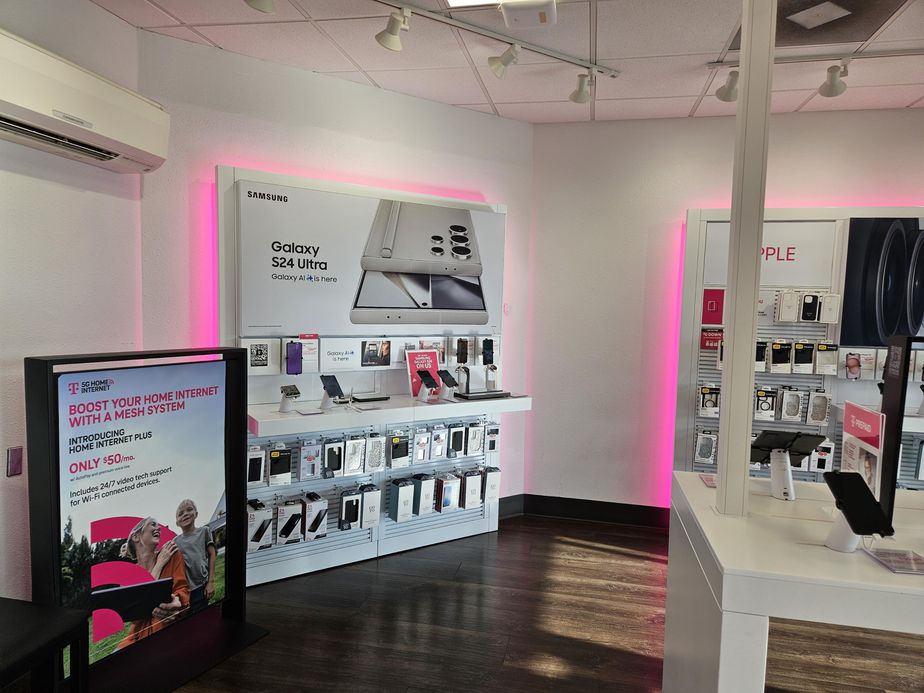 Interior photo of T-Mobile Store at Pioneer Square, Stillwater, OK