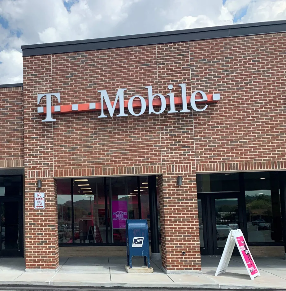 Exterior photo of T-Mobile store at Foster Ave & Maxwell Ave, Crafton, PA