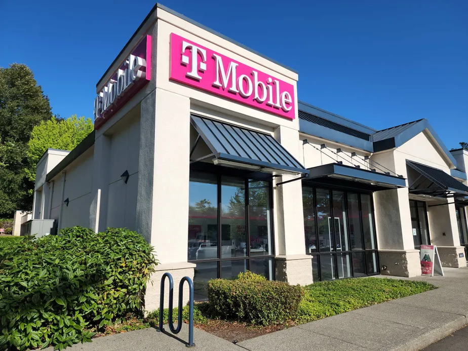 Exterior photo of T-Mobile Store at Woodinville-duvall & 140th, Woodinville, WA