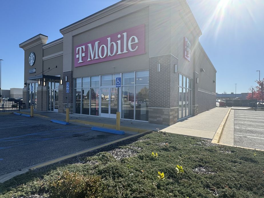 Exterior photo of T-Mobile Store at 34 Road & Old Us Hwy 131, Cadillac, MI