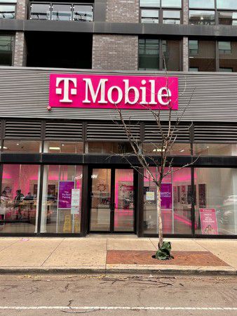 Exterior photo of T-Mobile Store at Milwaukee & Damen, Chicago, IL