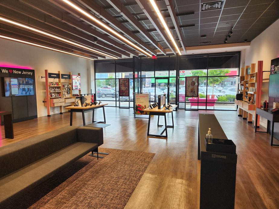 Interior photo of T-Mobile Store at Route 3 & Bloomfield Ave, Clifton, NJ