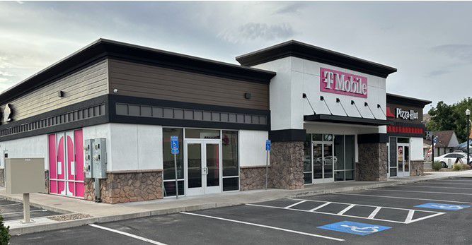 Exterior photo of T-Mobile Store at W State St & N 200 W, Hurricane, UT