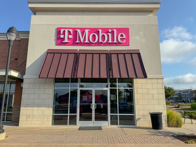 T-Mobile Experience Store