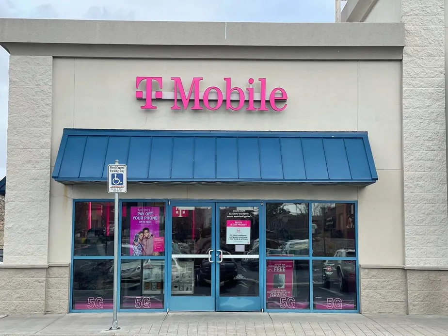  Exterior photo of T-Mobile store at Us Hwy 395 & Warehouse Way, Carson City, NV 