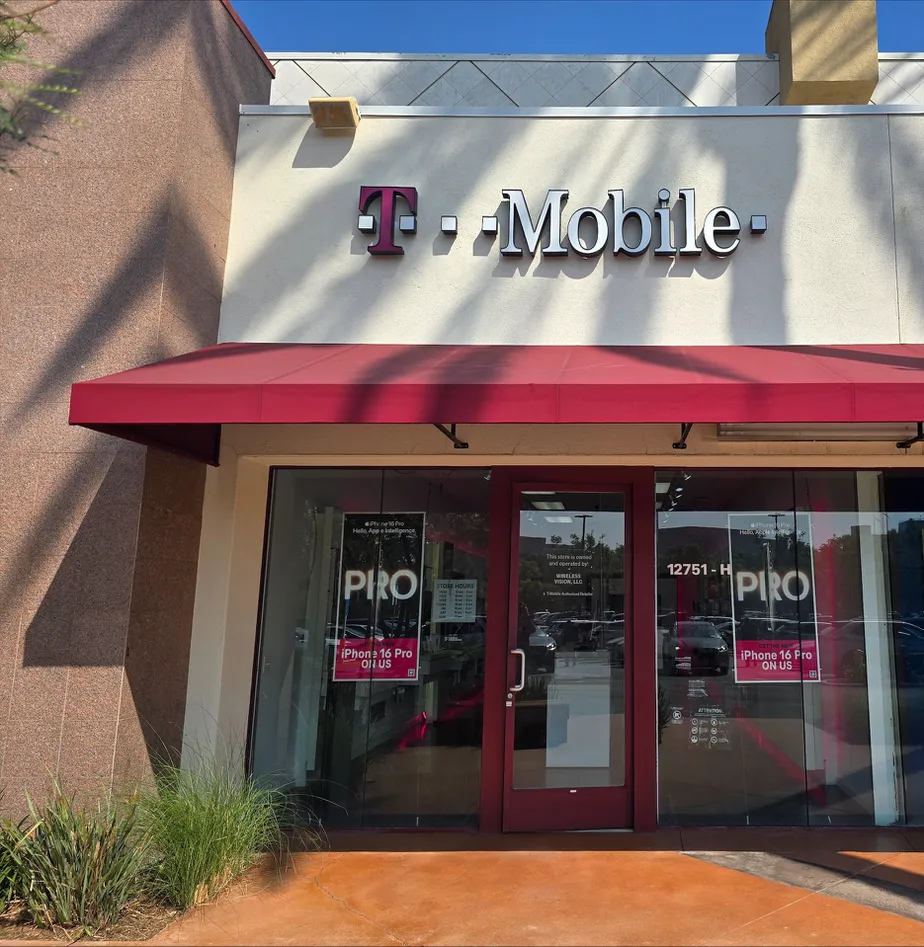  Exterior photo of T-Mobile Store at Cerritos Town Center, Cerritos, CA 