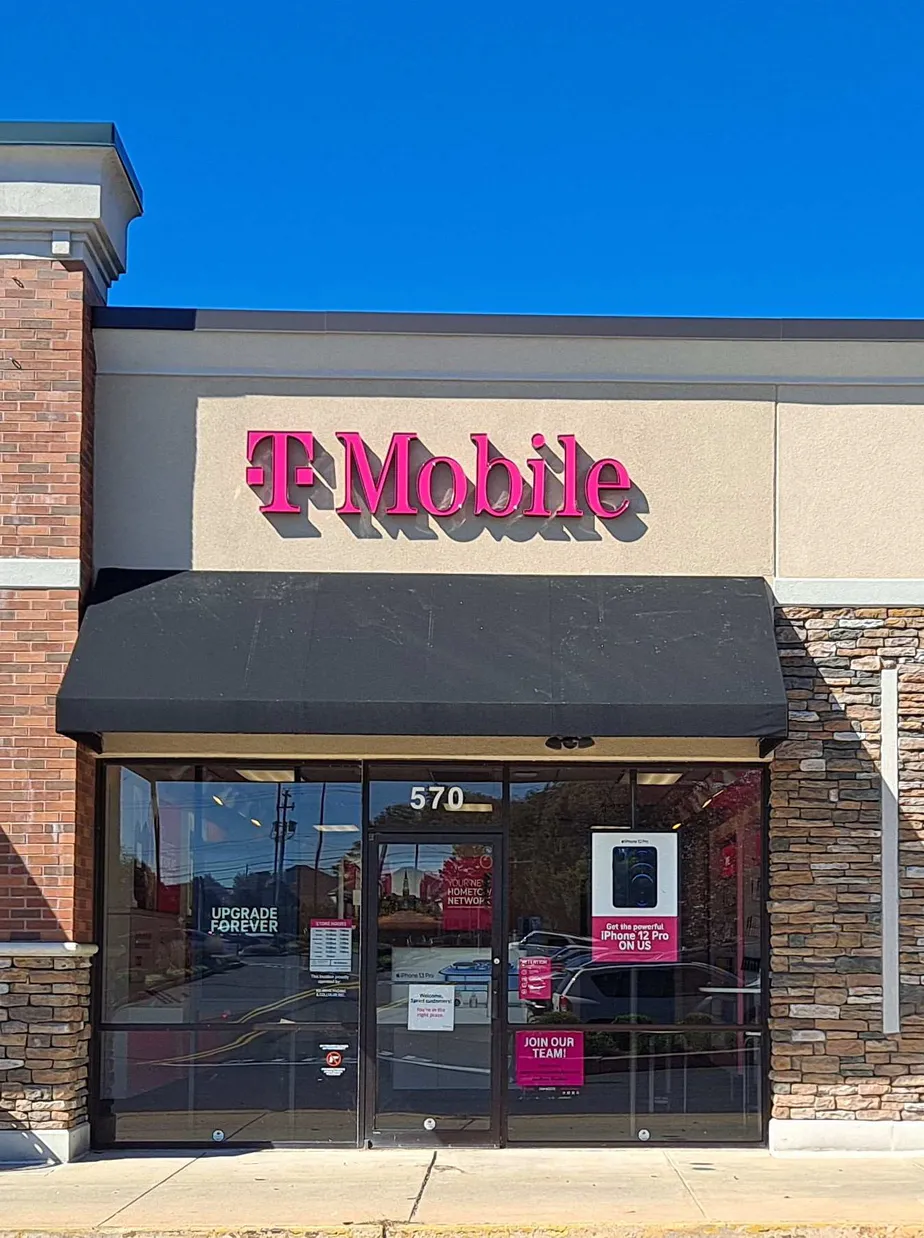 Foto del exterior de la tienda T-Mobile en Centerville Rd & Estelle Dr, Lancaster, PA